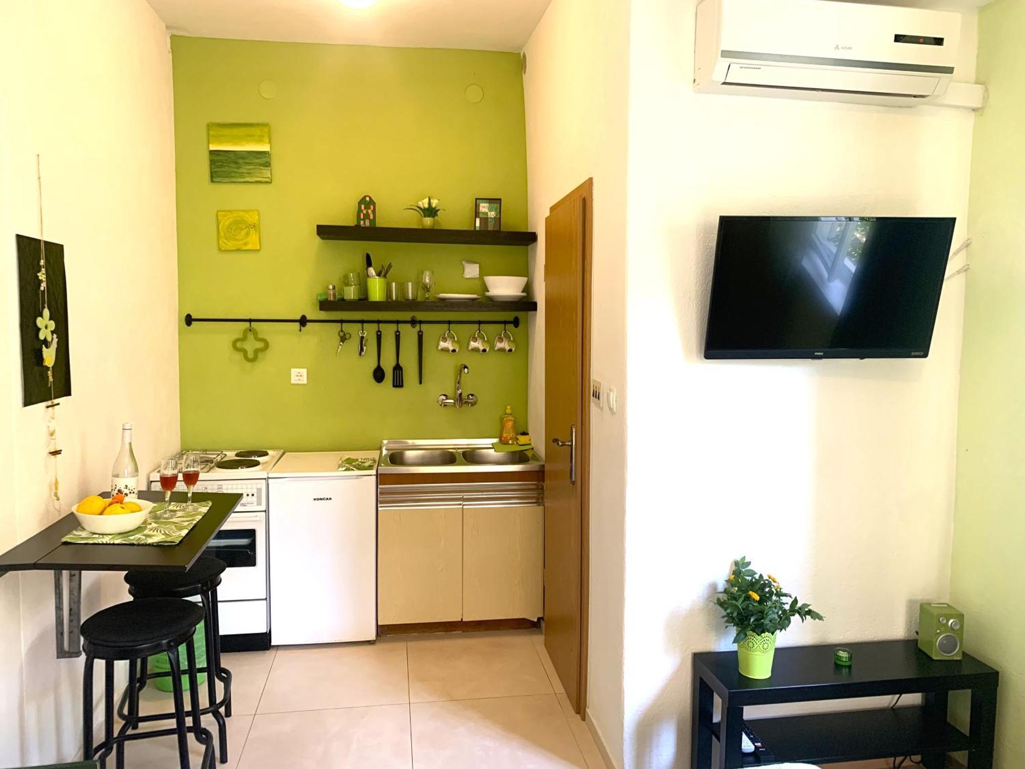 Apartments Garden House Podgora Quarto foto